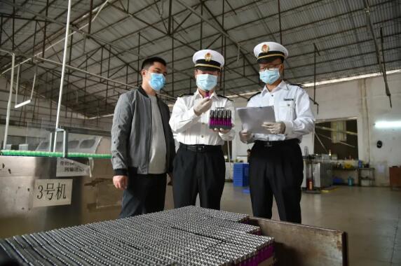 <a href='http://m.flomaxpills.com' title='危險品運輸' >危險品運輸</a>