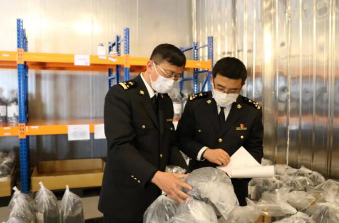 <a href='http://m.flomaxpills.com' title='危險品運輸' >危險品運輸</a>